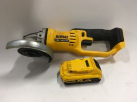 Dewalt DCG 412 disc cutter and battery. (17)