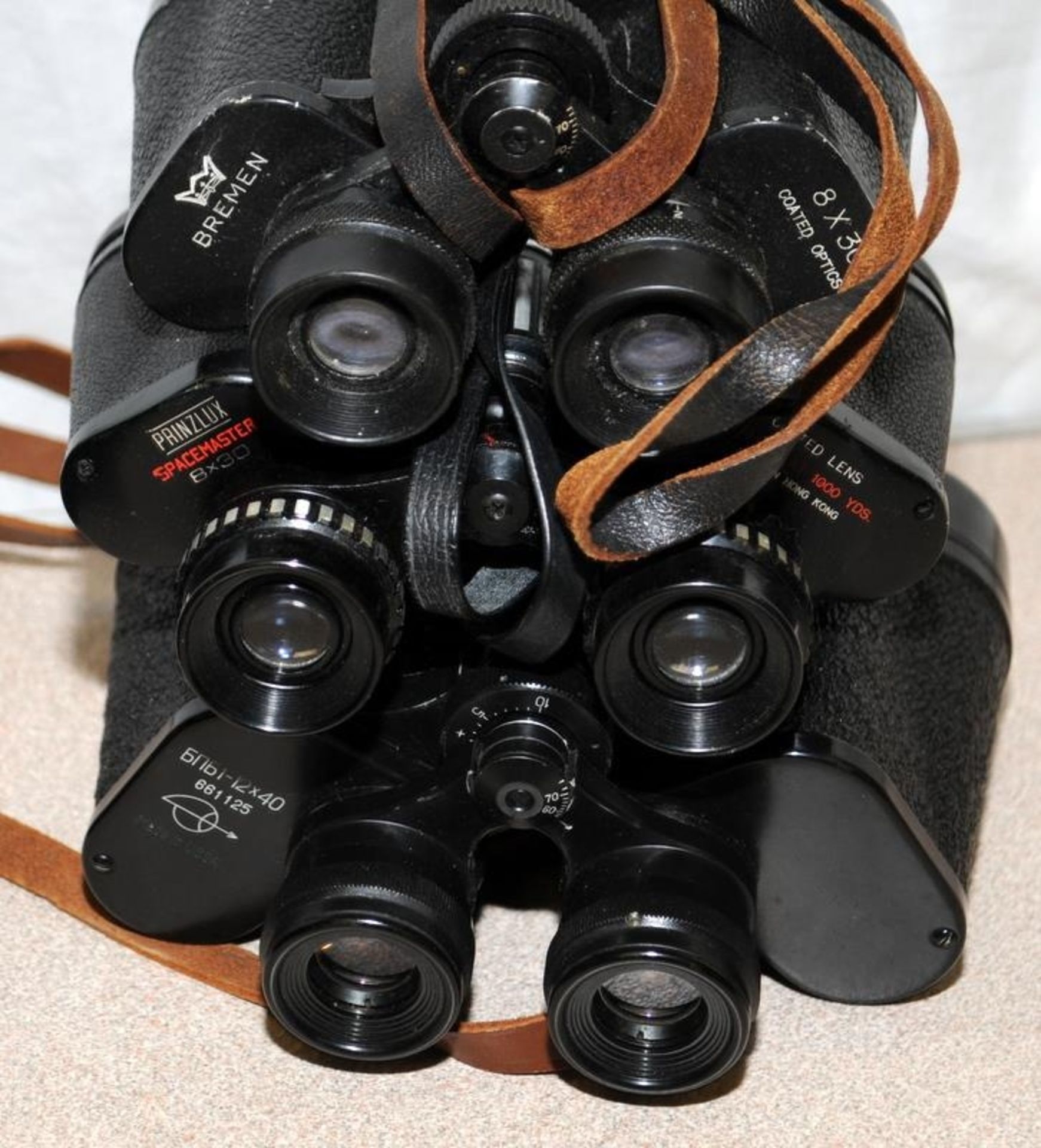 Collection of binoculars including vintage WWII examples. - Image 3 of 6