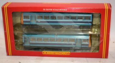 Hornby OO gauge BR Twin Railbus Class 142 ref:R867. Boxed