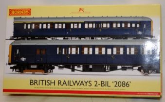 Hornby OO gauge British Railways 2-BIL 2086 train set ref:R3258. Boxed