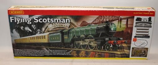 Hornby OO gauge Flying Scotsman electric train set Ref:R1019. Complete