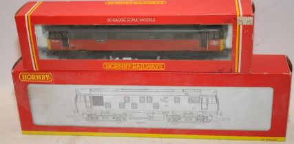 Hornby OO gauge Bo-Bo Class 86 Post Haste ref:R589 c/w Class 25 D7596 ref:R2121. Both boxed