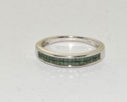 Green diamond 9ct white gold ring Size O.