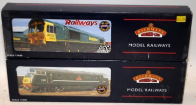 Bachmann OO gauge Ltd Ed. Class 66/6 Locomotive Freightliner ref:32-726Y c/w Class 42 Warship Diesel