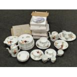 Vintage Alfred Meakin part dinner service together with some boxed Bradford Exchange plates and