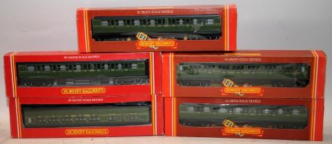 Hornby OO gauge Olive Green Coaches R441, R162 and R163. 5 in lot, all boxed