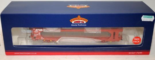 Bachmann OO gauge IPA Twin Double Deck Car Transporter ref:38-250. Boxed