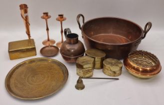Collection of vintage copper and brass items (13).