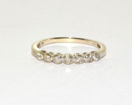 10ct gold 7 stone Diamond ring size Q