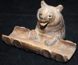 Vintage black forest bear carved wood inkwell and pen stand. 14cms across