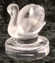Lalique France glass Swan figure signed 6cm tall.