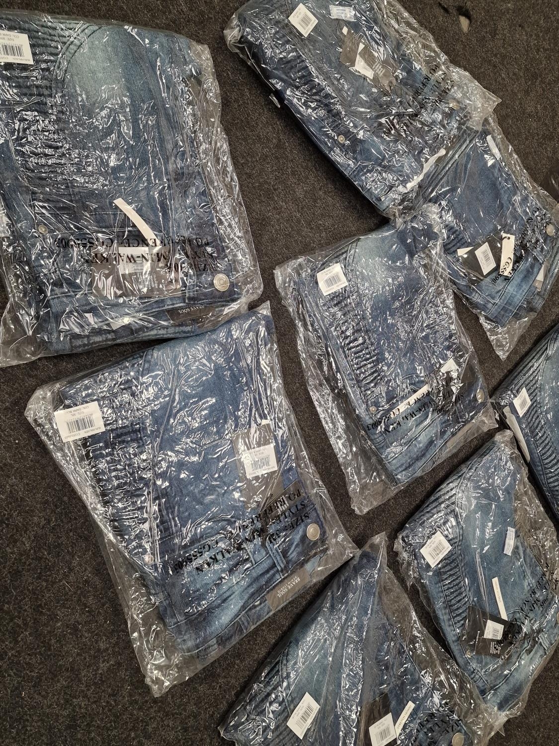 A quantity of Brave Soul dark blue skinny jeans, various sizes. All BNWT (ref:75) - Image 2 of 2
