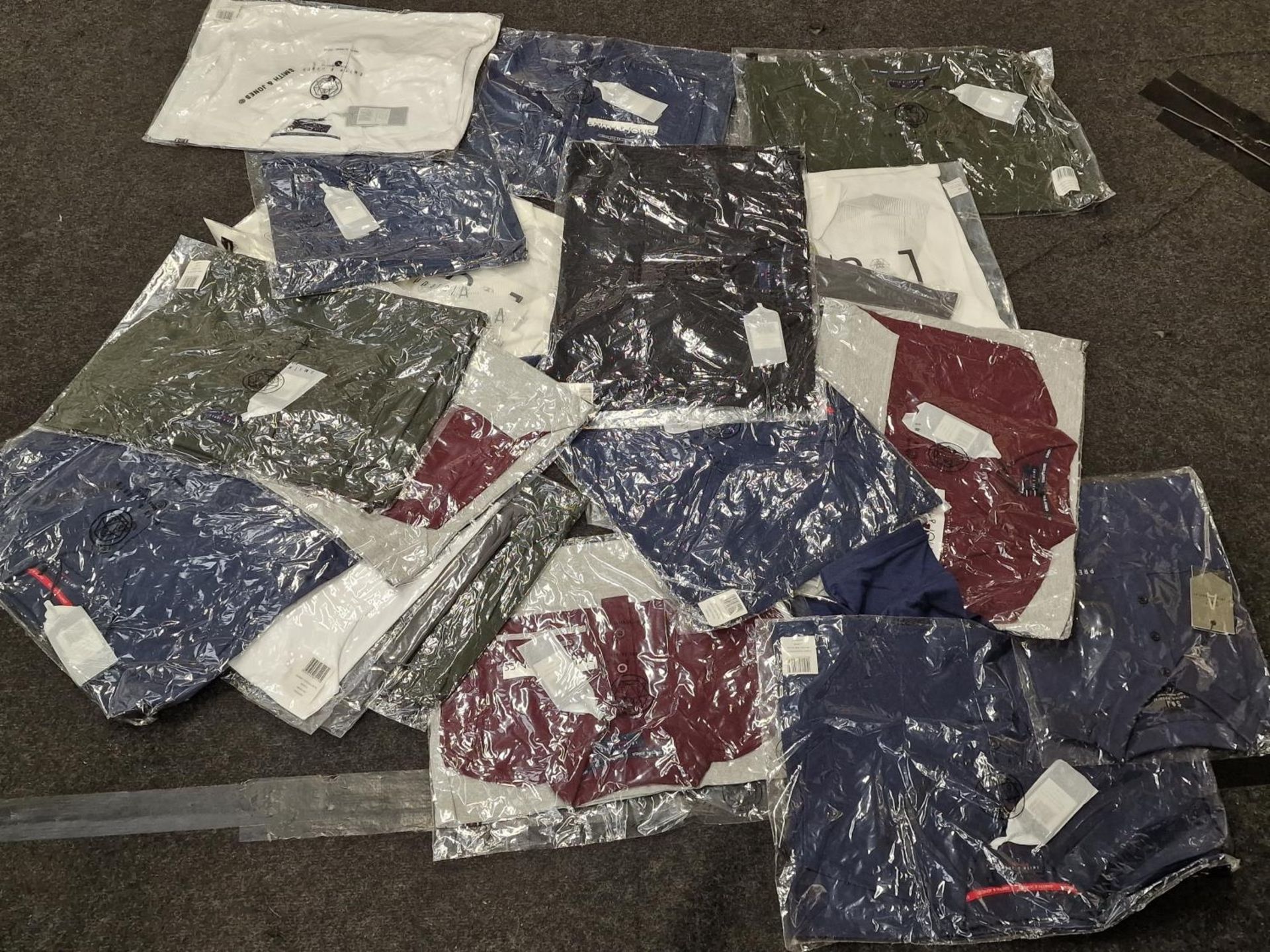 A quantity of BNWT Gent's Polob Shirts, mostly Smith & Jones brand. Various sizes and colours. (