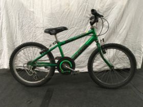 A kids green Raleigh Max O/s reflex 5 speed bicycle.