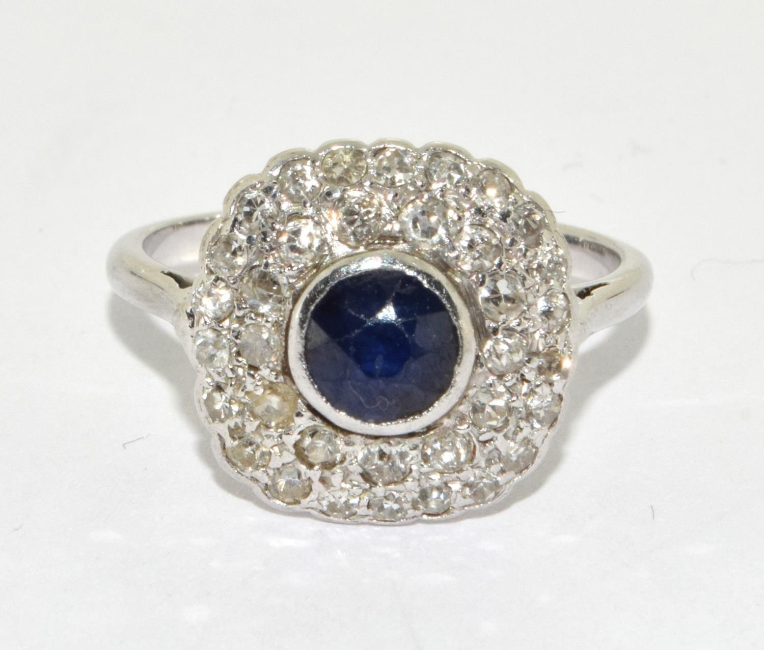 18ct white gold ladies Diamond and Sapphire square face cocktail ring size M - Image 5 of 5