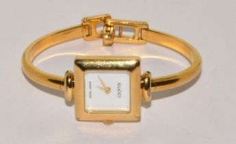 Gucci ladies watch model 1900L, working when catalogued.