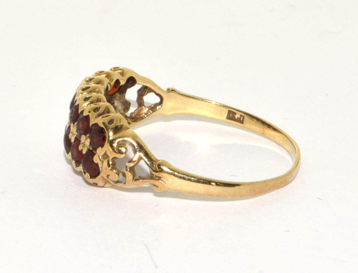 9ct gold ladies twin bar antique set garnet ring size S - Image 2 of 5