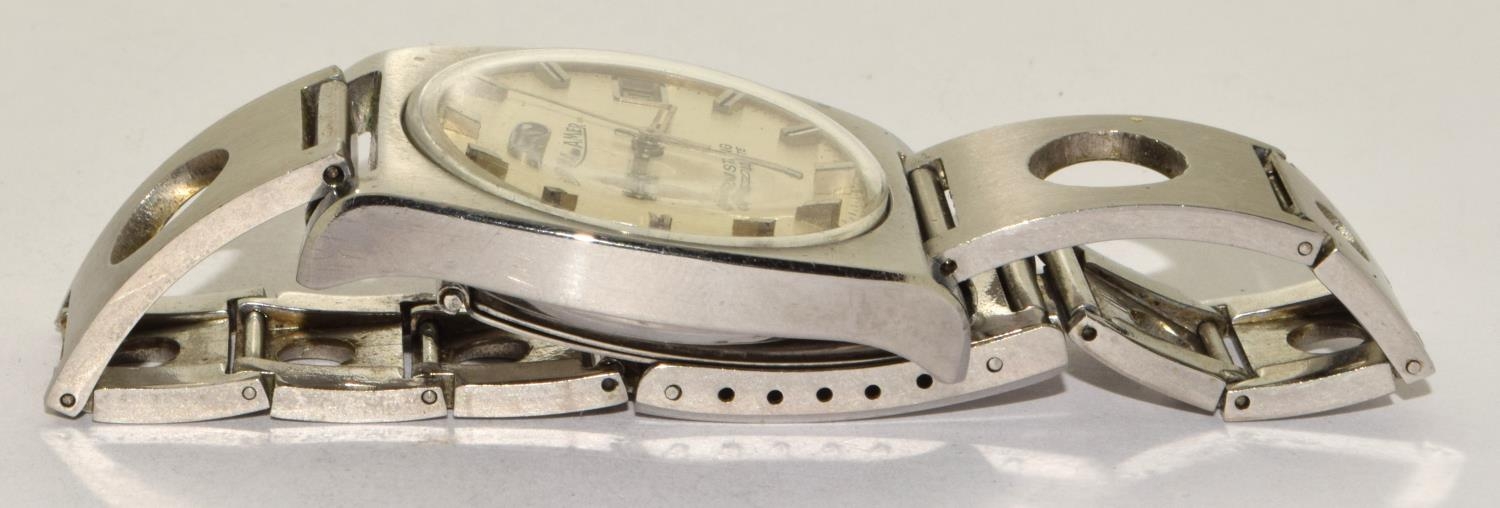 Vintage gents 1960's Roamer Mustang 44 Roto Date automatic watch with fitted vintage stainless rally - Image 3 of 6
