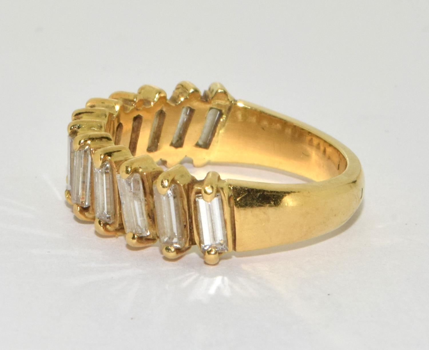 18ct gold ladies Baguette cut Diamond ring set with 12 diamonds approx. 1.0ct size N - Image 2 of 5