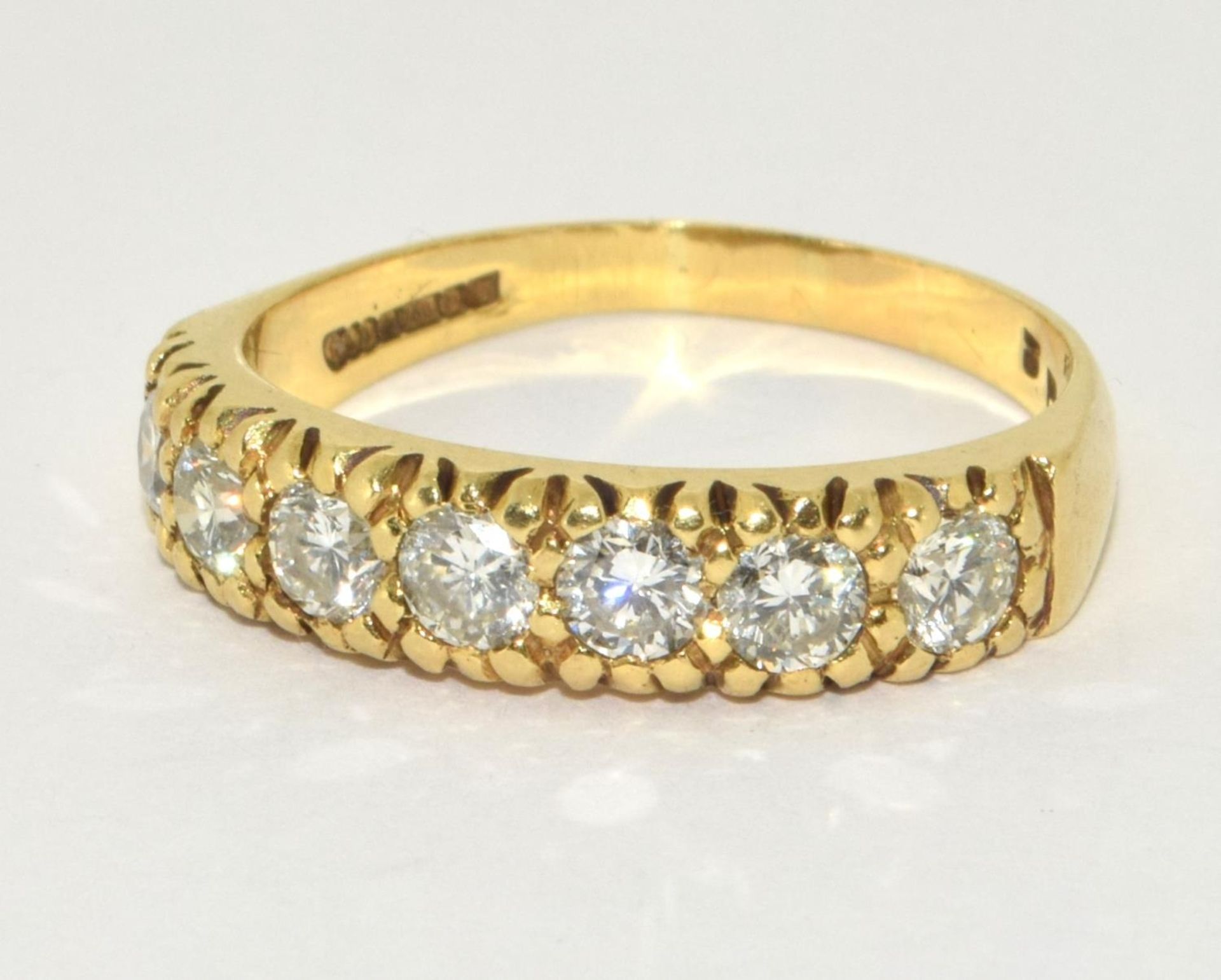 18ct yellow gold 1.2ct 7 stone Diamond ring 4.7g size R - Image 5 of 5