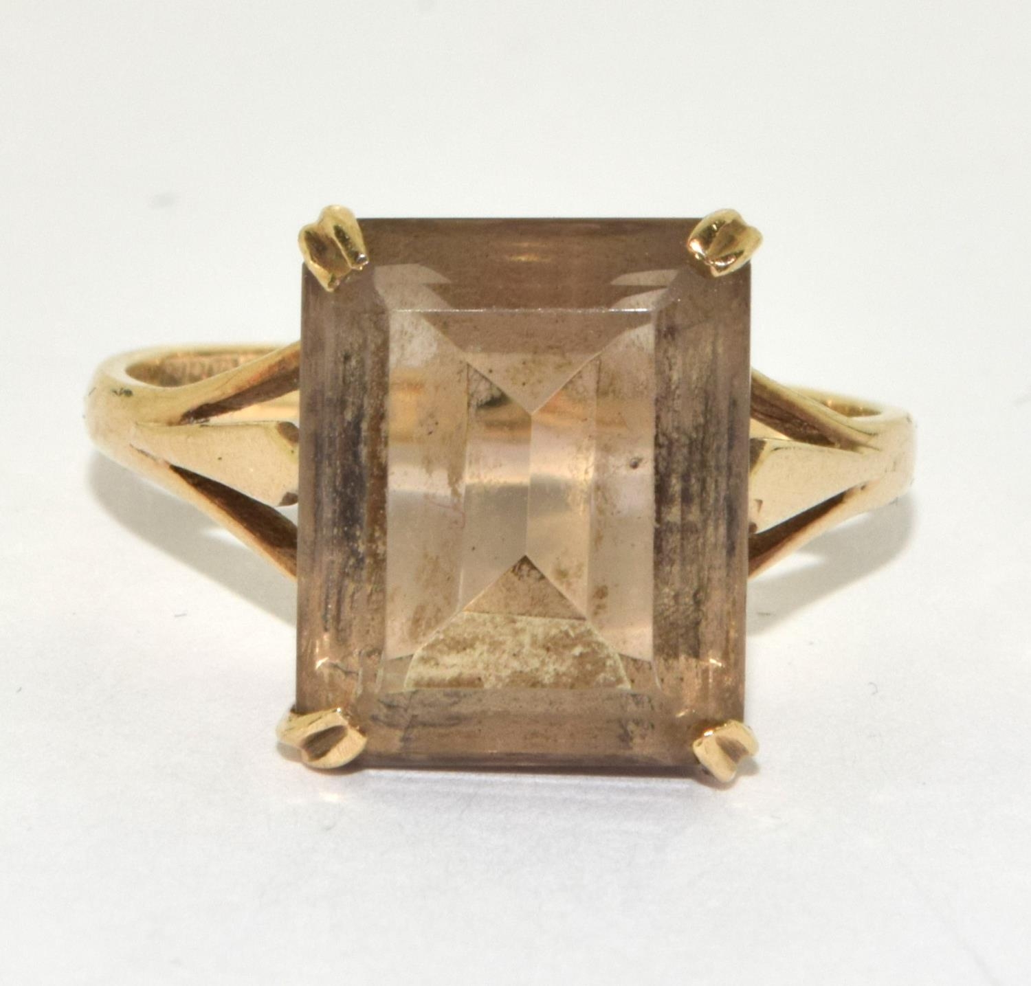 9ct gold Smokey quarts ring size M