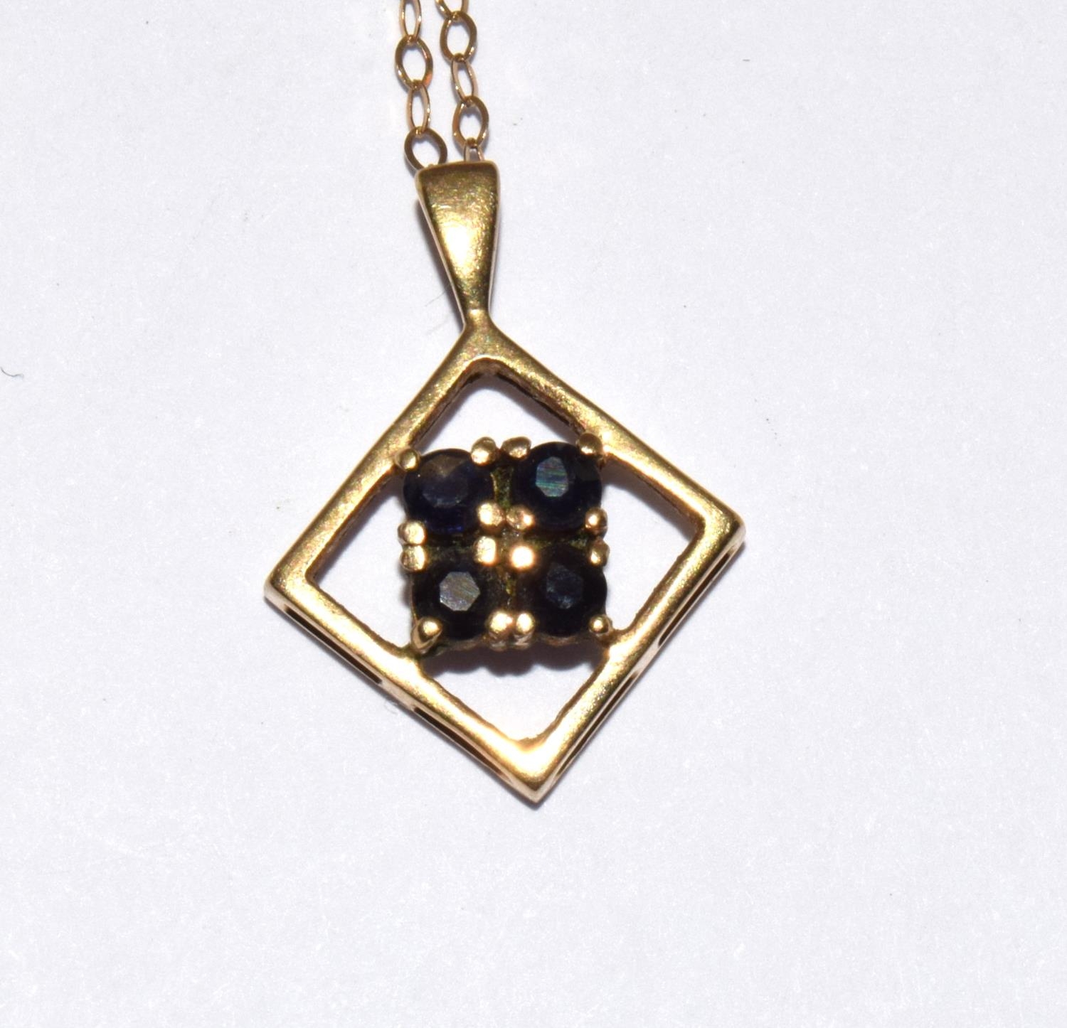 9ct gold Sapphire pendant necklace 40cm long chain - Image 2 of 6