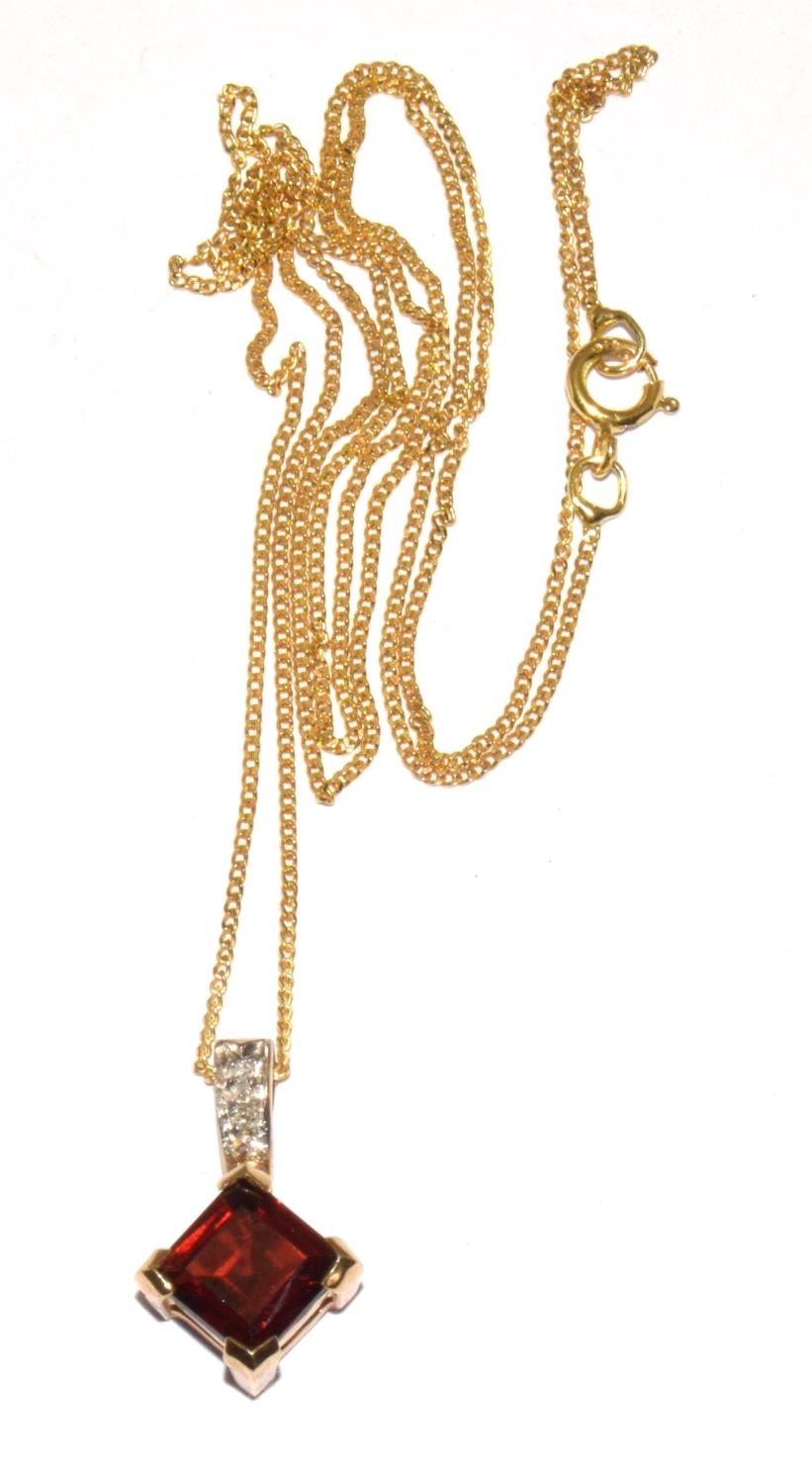 9ct gold Diamond and Ruby pendant necklace chain is 46cm