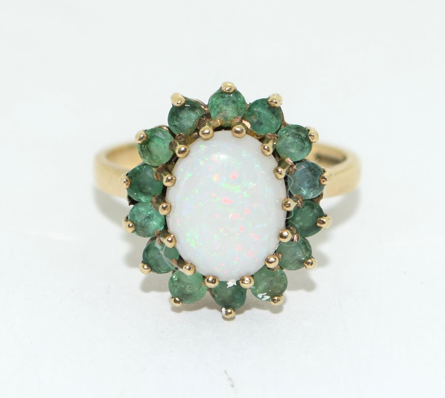 9ct gold ladies Emerald and opal cluster ring size M - Image 9 of 9
