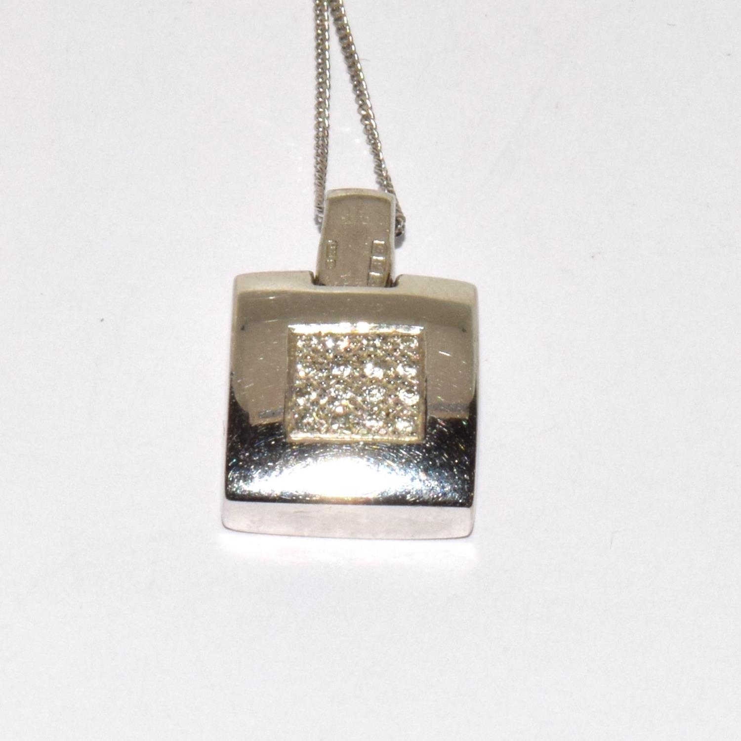 9ct white gold Diamond Pendant necklace chain 40cm 3.3g - Image 7 of 7