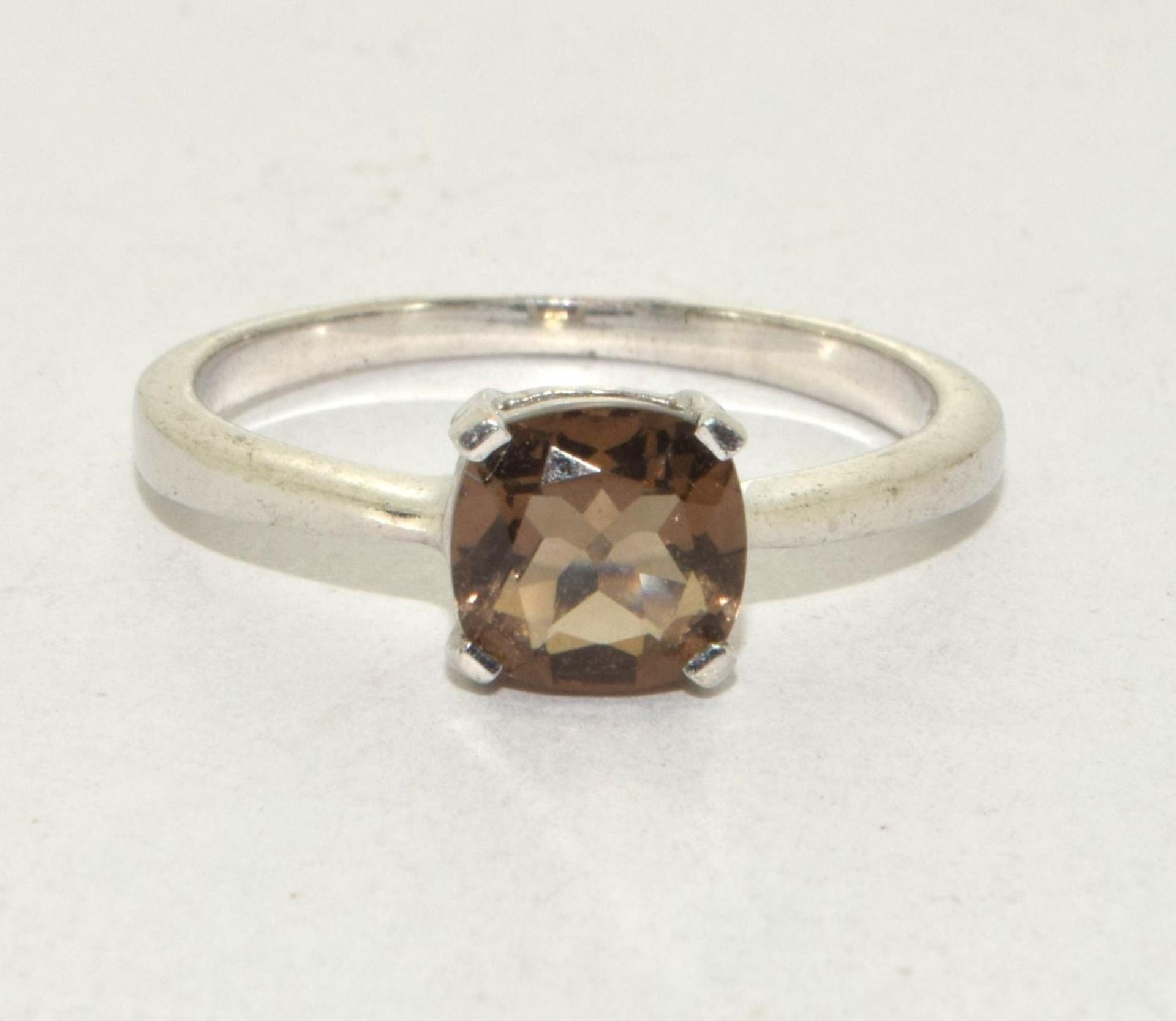 A w/g 925 silver smokey quartz solitaire ring Size R 1/2.