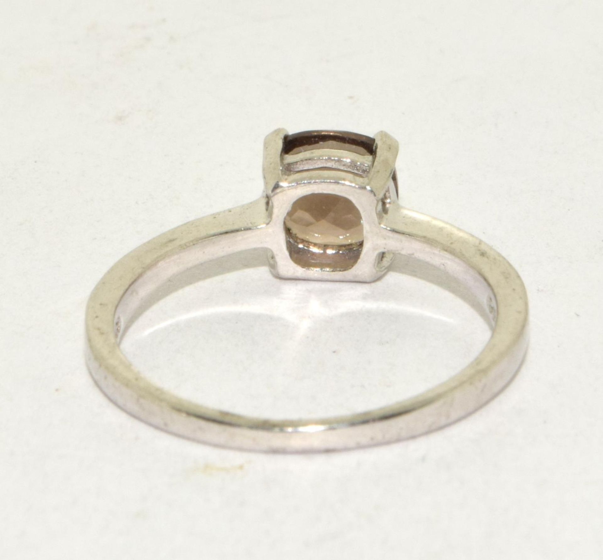 A w/g 925 silver smokey quartz solitaire ring Size R 1/2. - Image 3 of 3