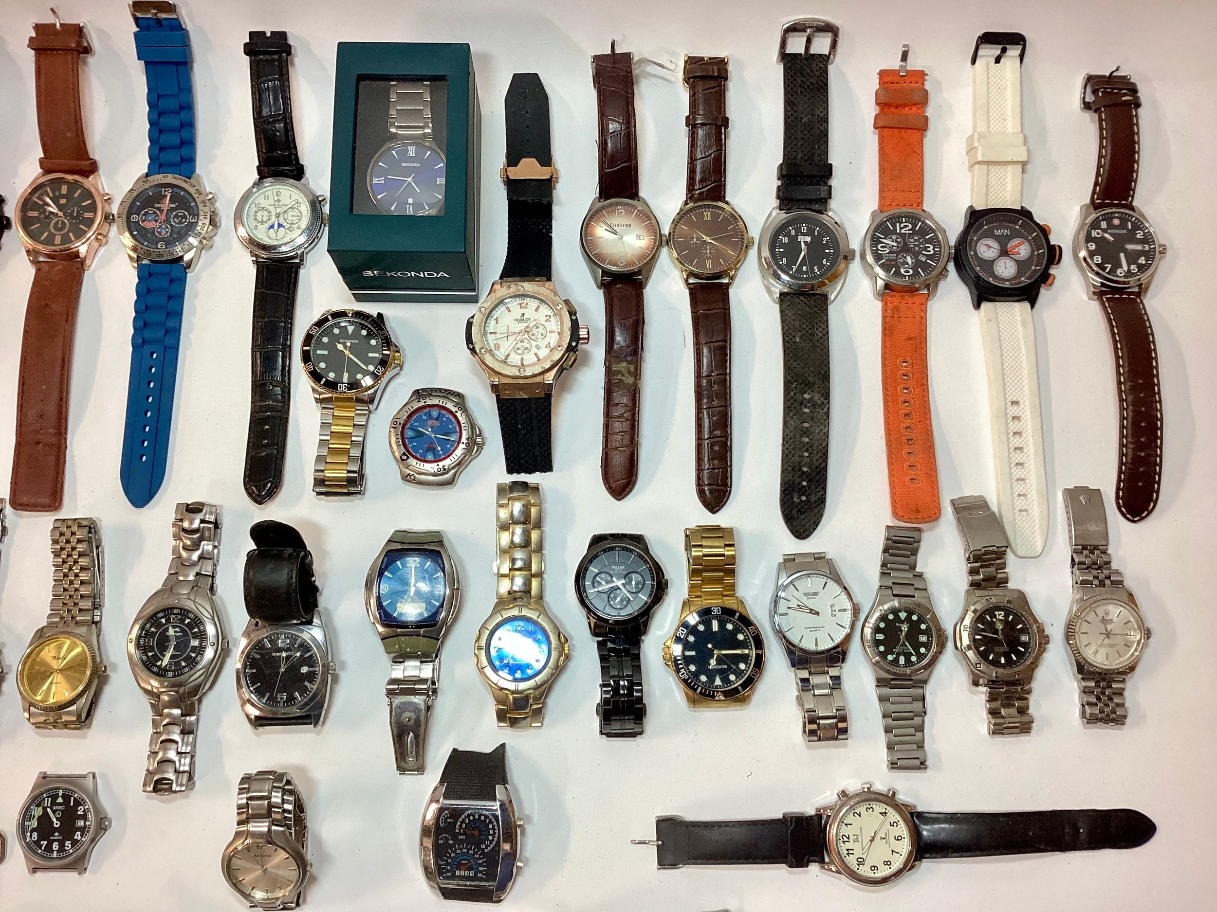 A large collection of gents watches, all offered untested - Bild 5 aus 5