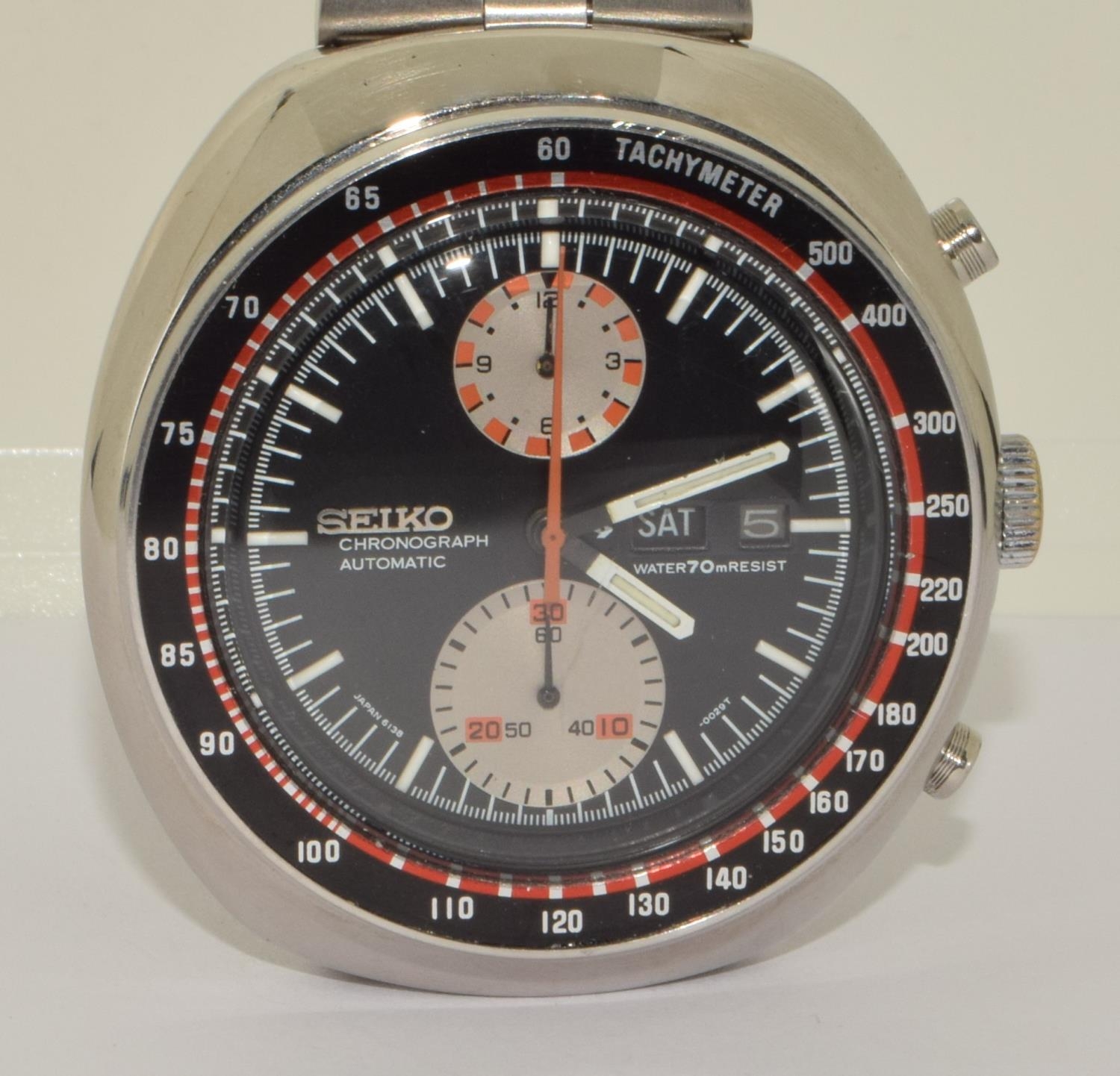 Vintage Seiko 'UFO' chronograph ref: 6138-0011. Serial no. dates this watch to October 1975. Good - Image 6 of 6
