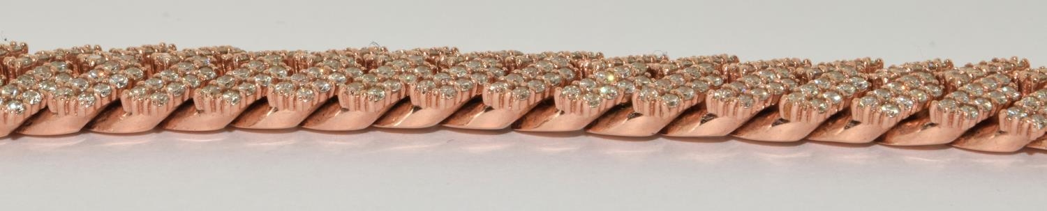 10ct rose gold Diamond encrusted bracelet set with approx 5ct diamonds in a herring bone pattern - Image 6 of 9