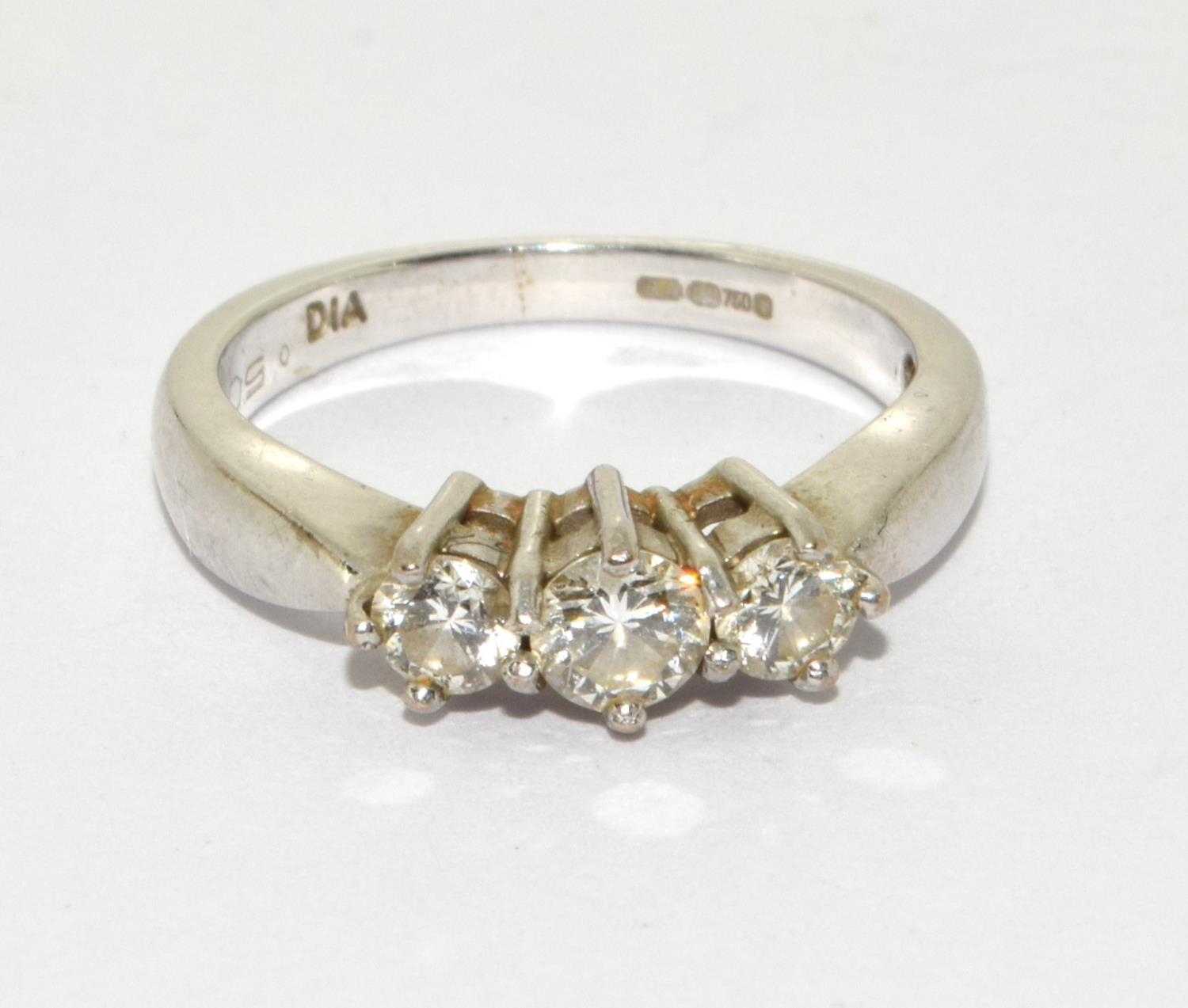 18ct white gold ladies 3 stone Diamond ring H/M in ring as 0.5ct size K - Image 6 of 6