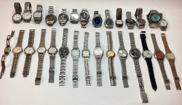 A good selection of gents quartz watches, all working. Includes Seiko, Dunhill, Alba etc. (ref:25)