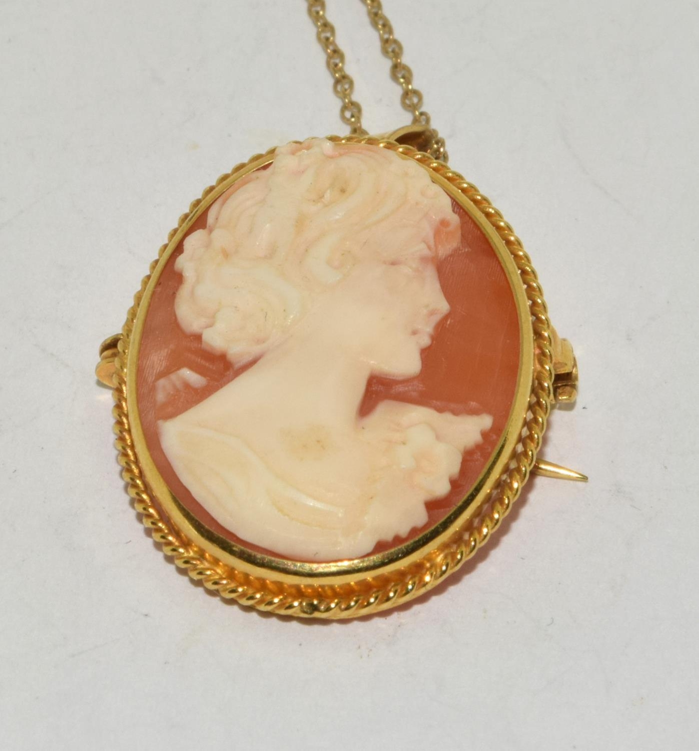 9ct gold suite of Cameo earrings together a Cameo necklace brooch 9g total - Bild 2 aus 6