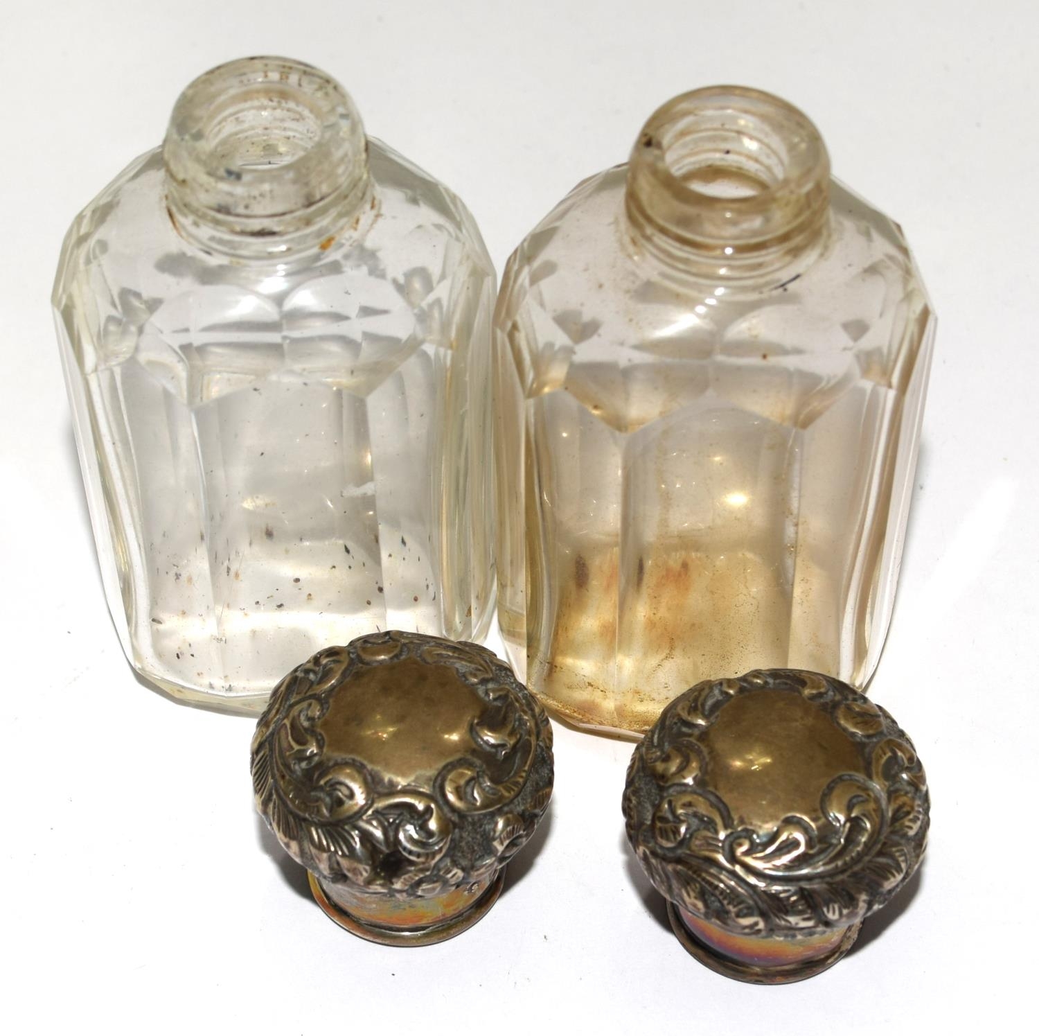 Pair silver H/M dressing table bottles - Image 3 of 5