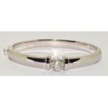 18ct white gold Diamond solitaire bangle Diamond is approx 1ct (New)