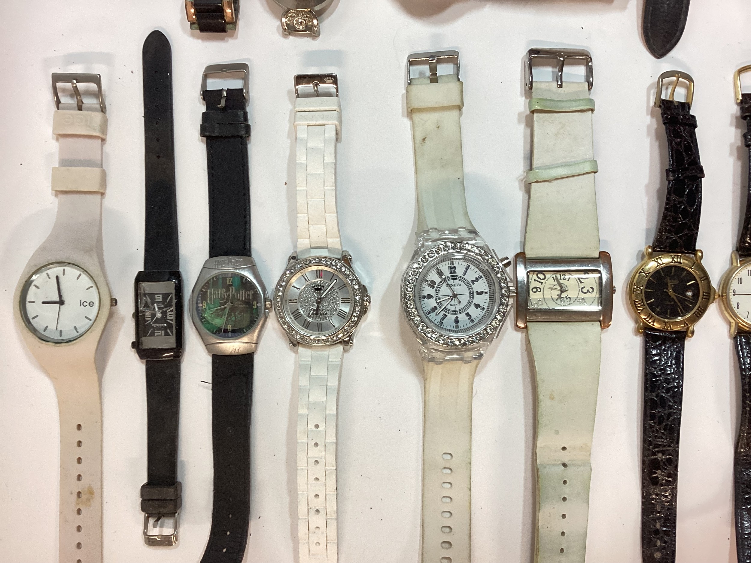 A large collection of ladies and kids wristwatches. - Image 6 of 7