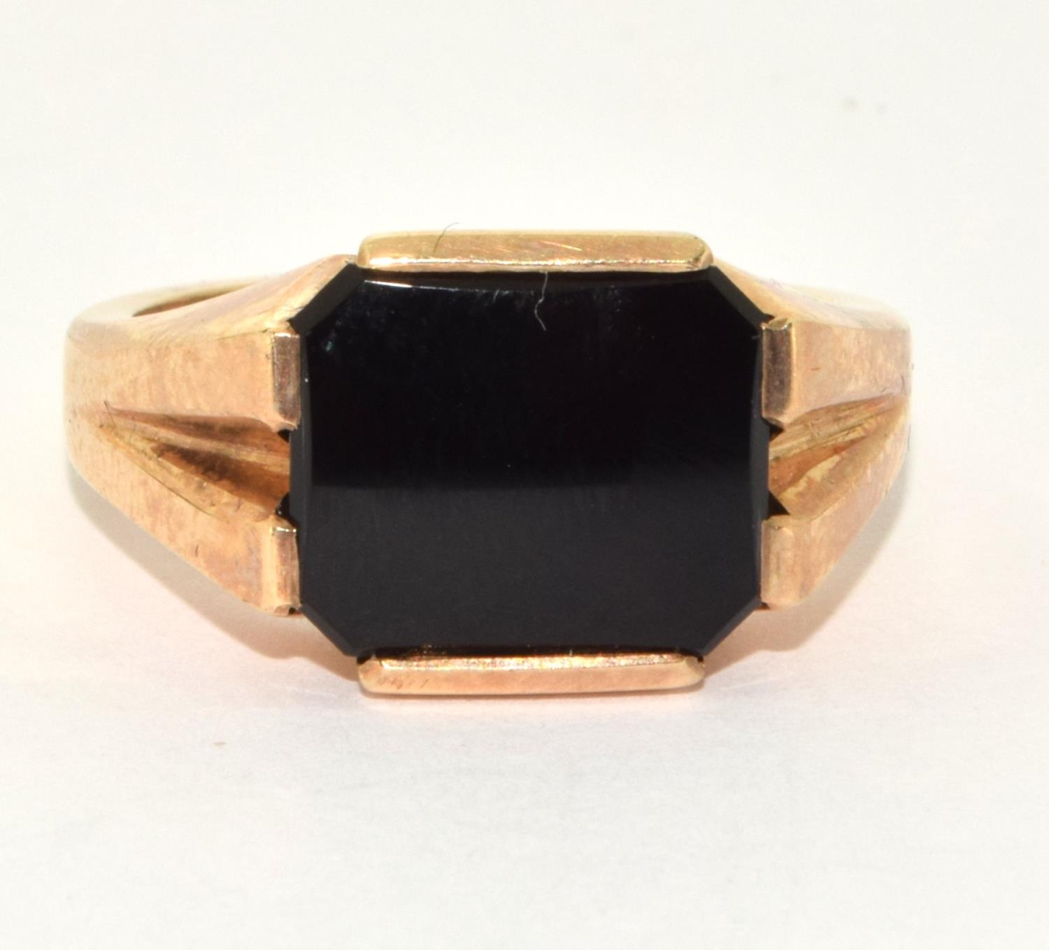 9ct gold gents Onyx set signet ring 6.6g size S
