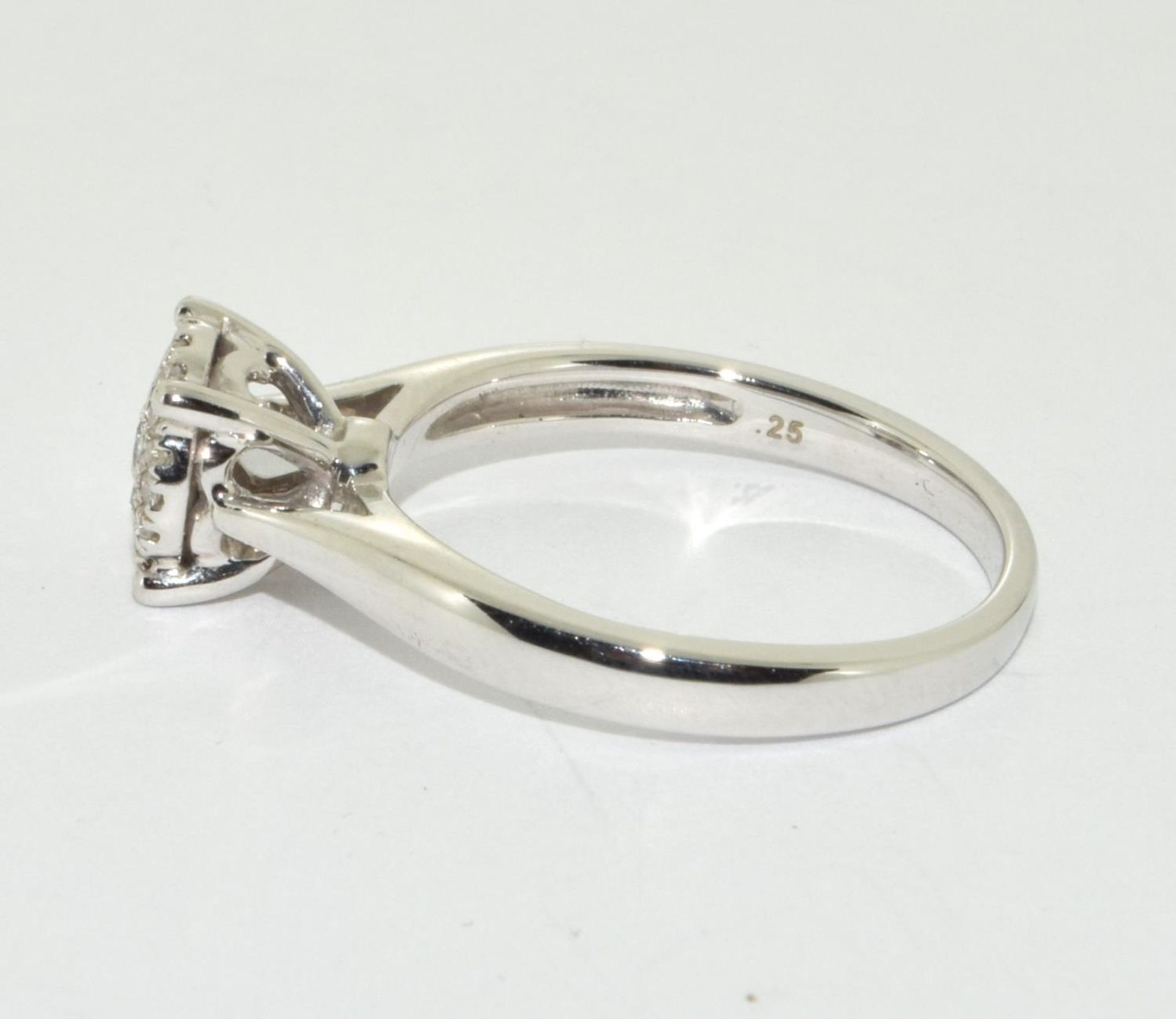 18ct white gold Diamond solitaire ring H/M as 0.25ct size O - Image 2 of 5