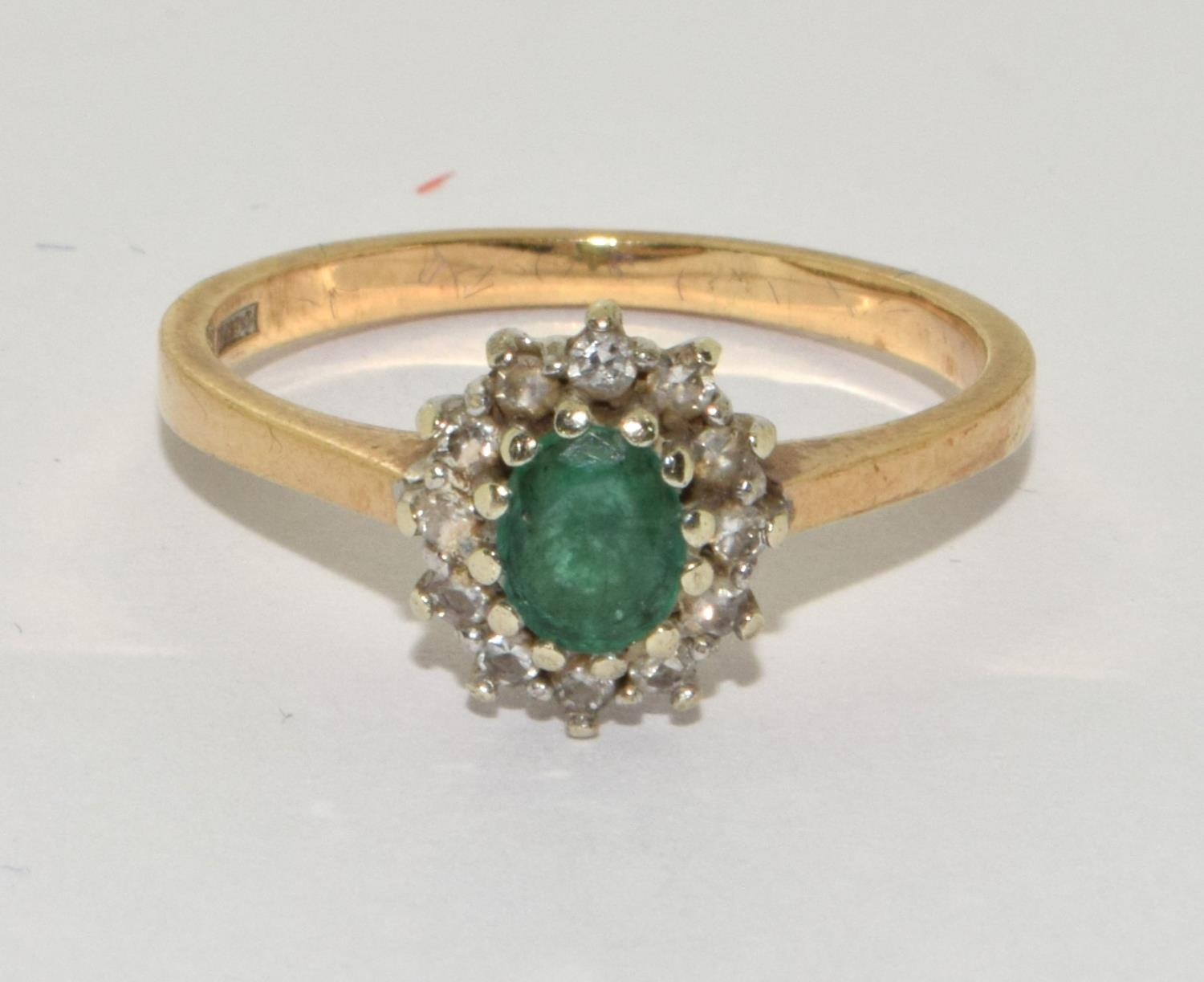 9ct gold Ladies Diamond and emerald ring size O - Image 5 of 5