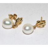 9ct gold Pearl pendant earrings