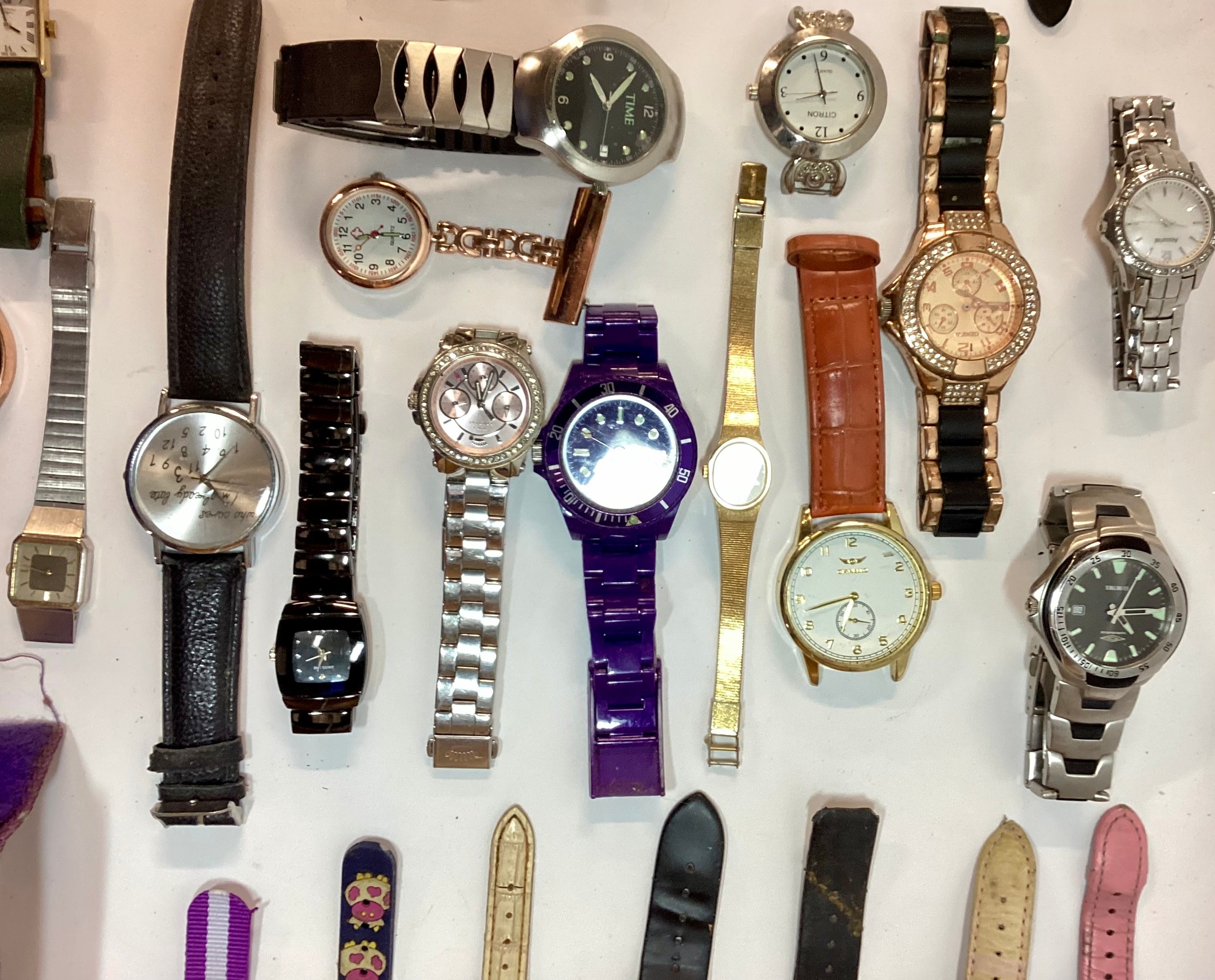 A large collection of ladies and kids wristwatches. - Image 5 of 7