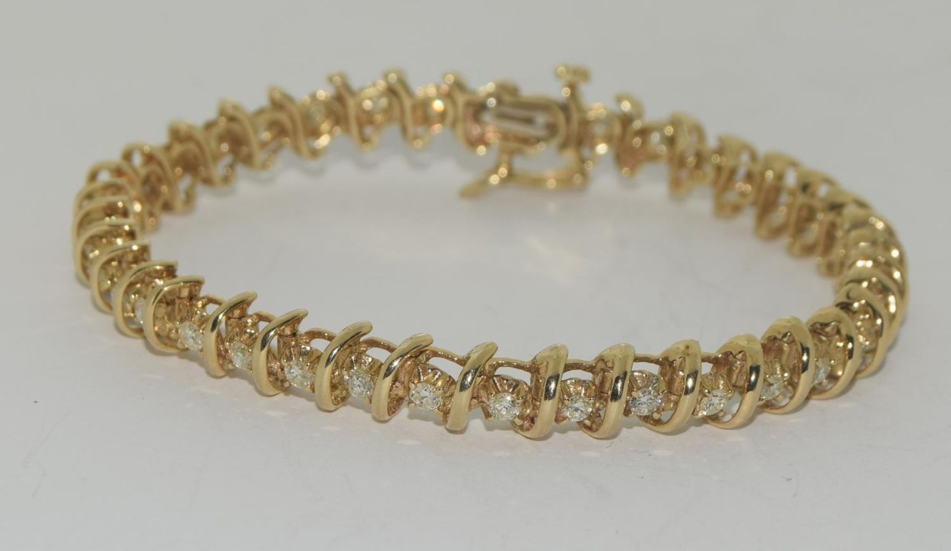 9ct gold approx. 4ct diamond bracelet. - Image 5 of 5