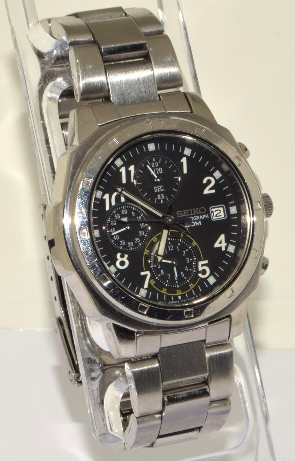 Seiko quartz Chronograph ref:7T92-0CA0 on stainless steel strap. Working when catalogued. (ref:14)