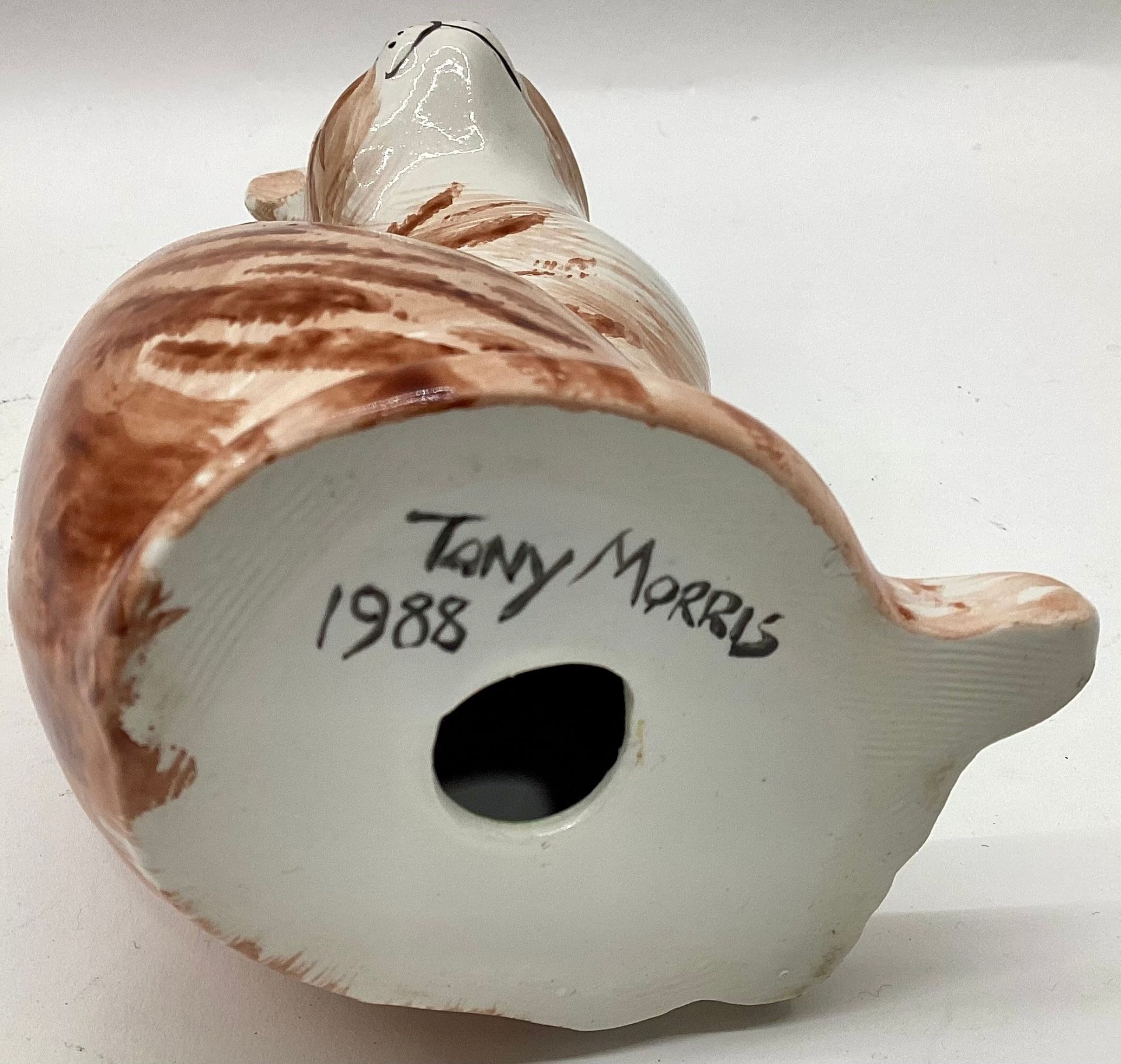 Poole Pottery interest model of a cat by Tony Morris, fully marked & signed to base 1998, 5.25" - Image 4 of 4