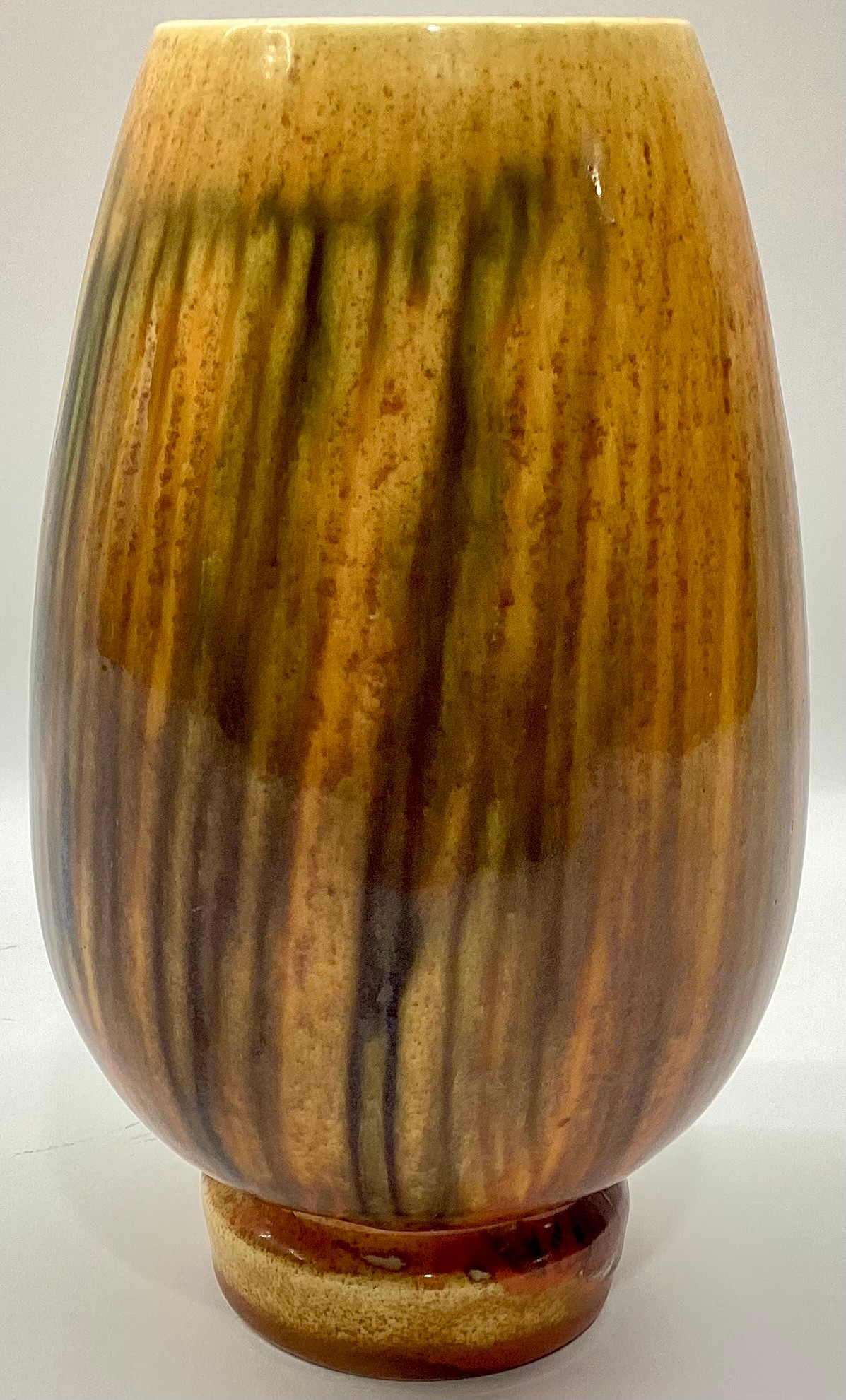 Poole Pottery rare & hard to find studio vase (pattern sheet vase no. 19) designed by Robert