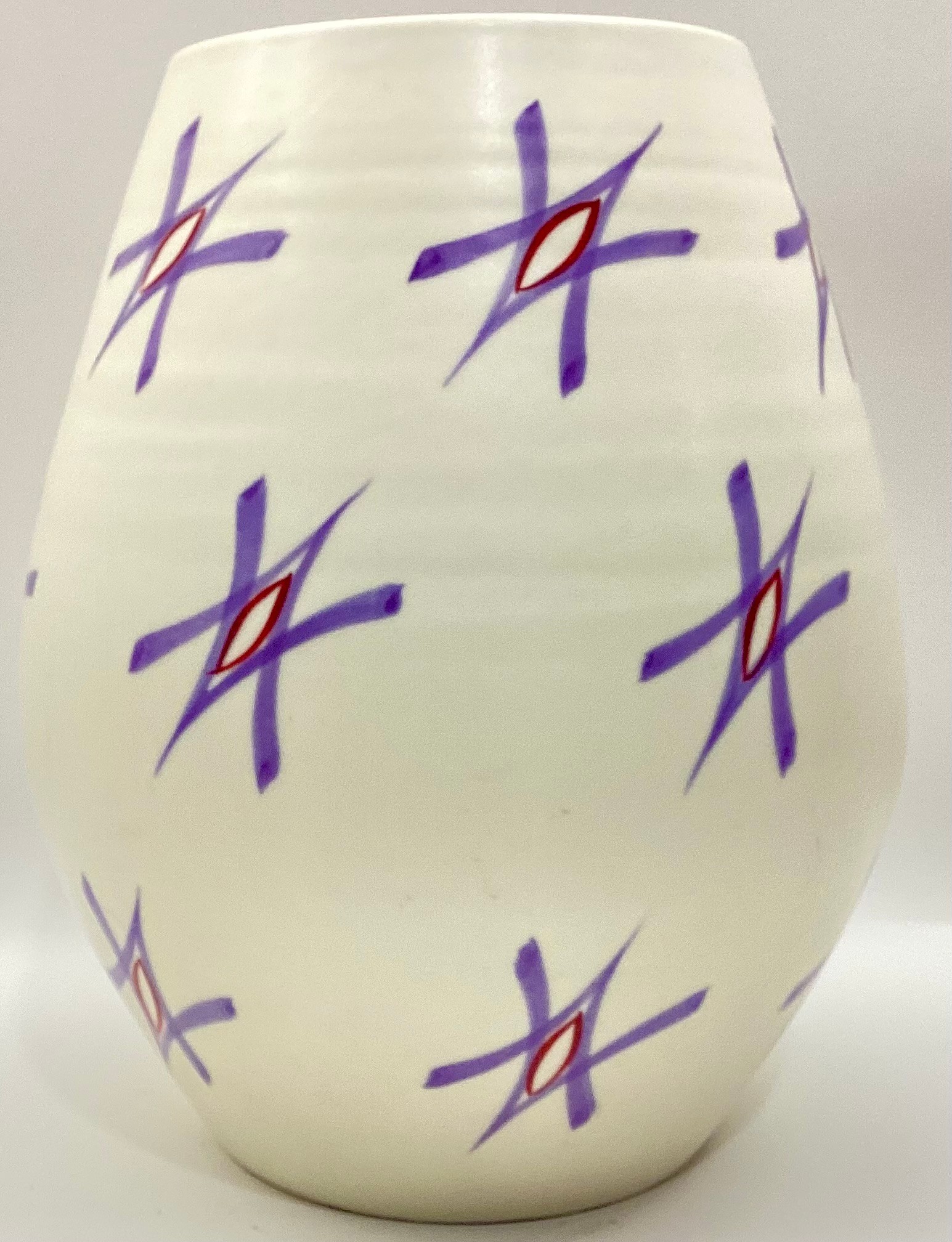 Poole Pottery shape 716 FSU pattern (purple stars) unusual shape freeform vase 8" high. - Image 2 of 4